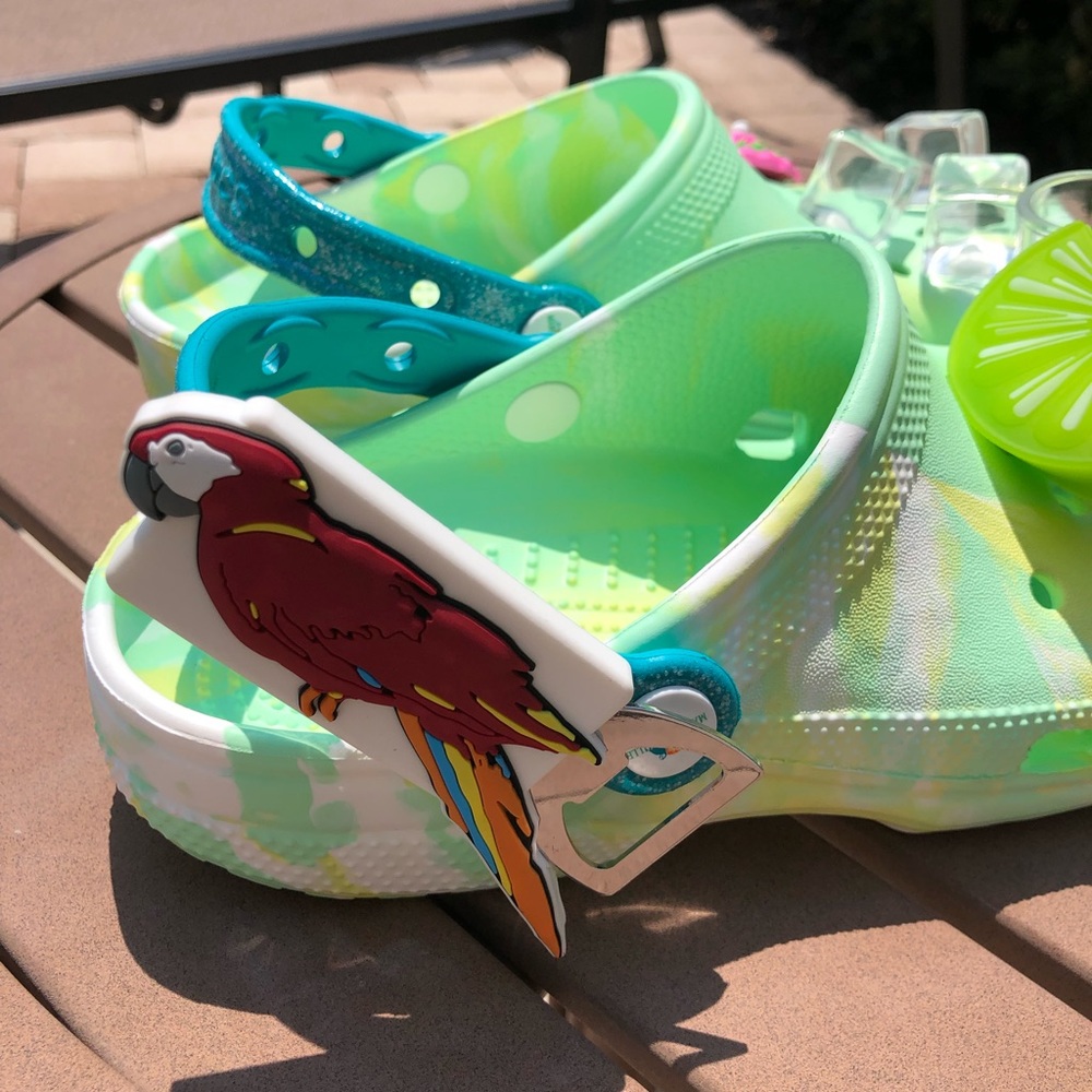 Margaritaville CROCS Multiple Men's Sizes New with Tags - Picture 6 of 10